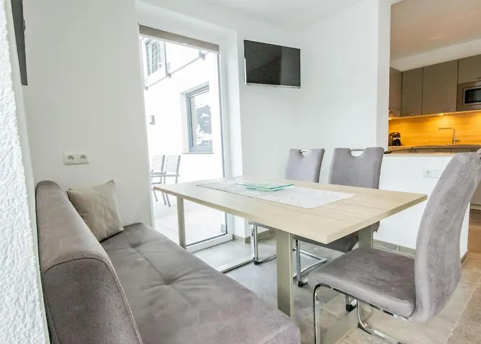 Aileen By Interhome Fliess