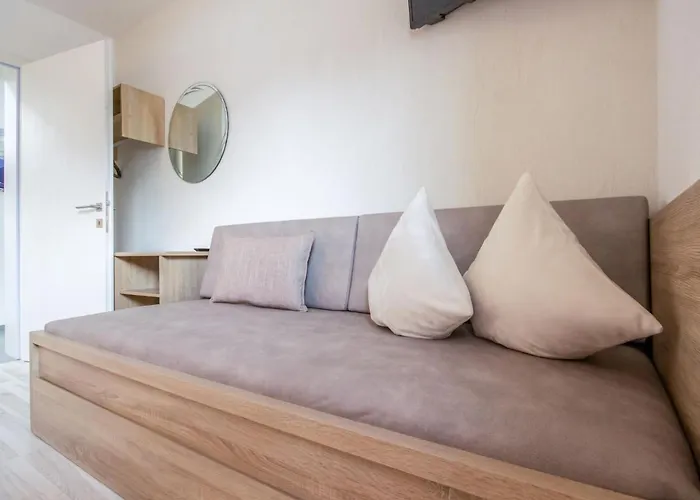 Aileen By Interhome *